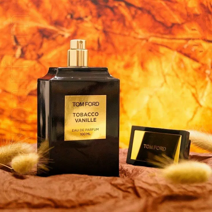 tom-ford-tobacco-vanille-eau-de-parfum-100-ml--large_1.jpg